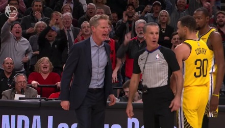 PHOTO Steve Kerr's Rage Face Yelling At Official After Being Tossed