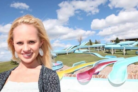 PHOTO Very Ugly Pale Picture Of Tomi Lahren On North Dakota Farm When She Was A Teenager