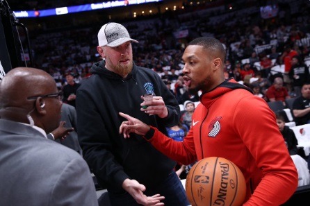 Damian Lillard Asked Security To Kick Out This Fan That Is Taller Than Him