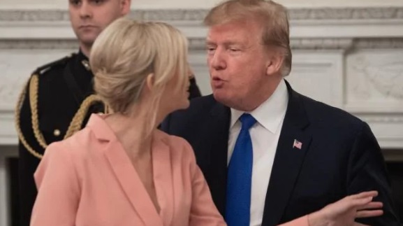 PHOTO Donald Trump Leering At Daughter Ivanka Trump Looking Like He's About To Kiss Her