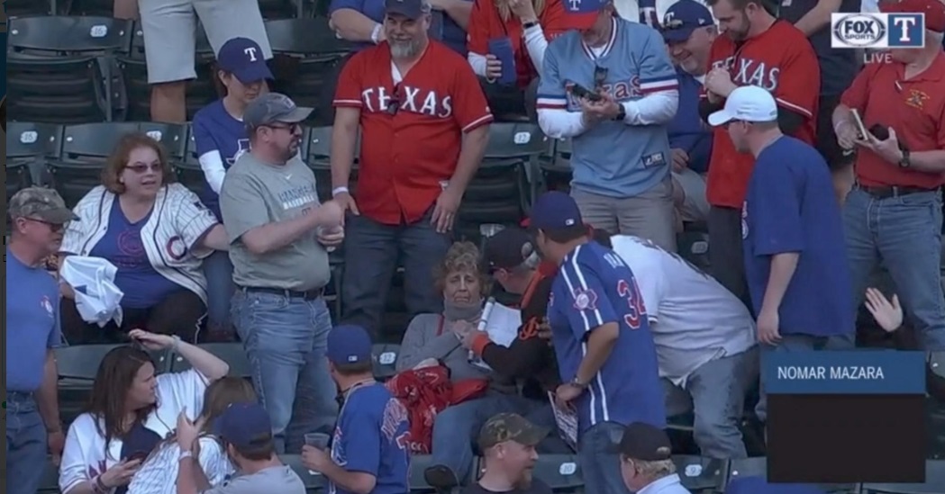 PHOTO Texas Rangers Home Run Pelts Off Lady