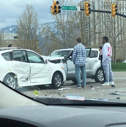 PHOTO Donovan Mitchell Witnesses Accident Gets Out Of His Car To See If Everybody Is Okay