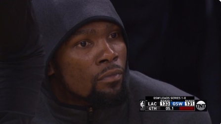 PHOTO Kevin Durant Looking On From The Bench Like He's Ready To Leave After Clippers Take Lead He Was Fed Up