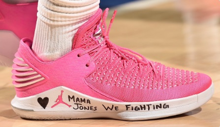 PHOTO Jimmy Butler Wearing Pink Air Jordan 32's