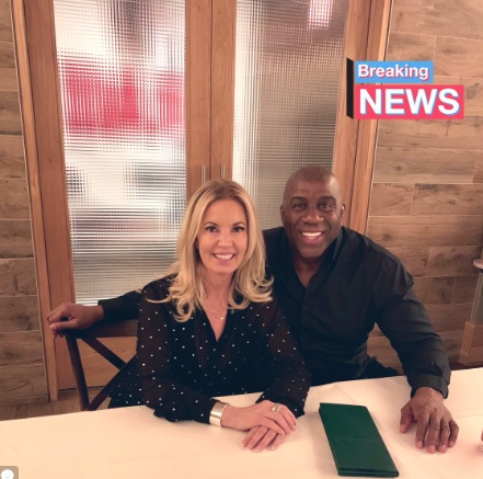 PHOTO Magic Johnson Eating Dinner With Jeanie Buss In LA