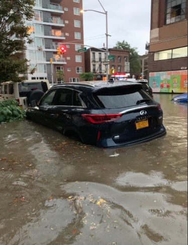 PHOTO Flash Flood In Brooklyn New York Floods Dozen Of Cars