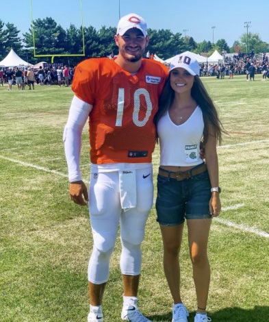 PHOTO Mitch Trubinsky's Gold Digger Girlfriend Doesn's Wear Short Shorts