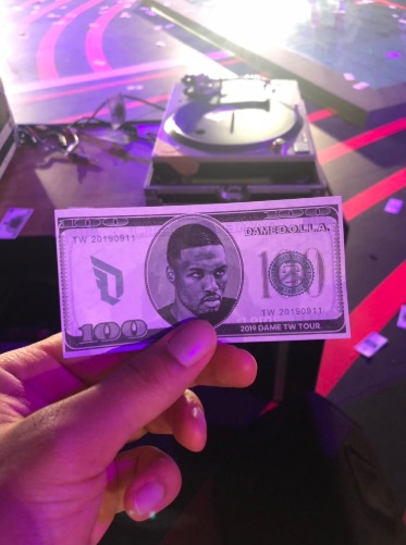 PHOTO Damian Lillard Has His Own Hundred Dollar Bill