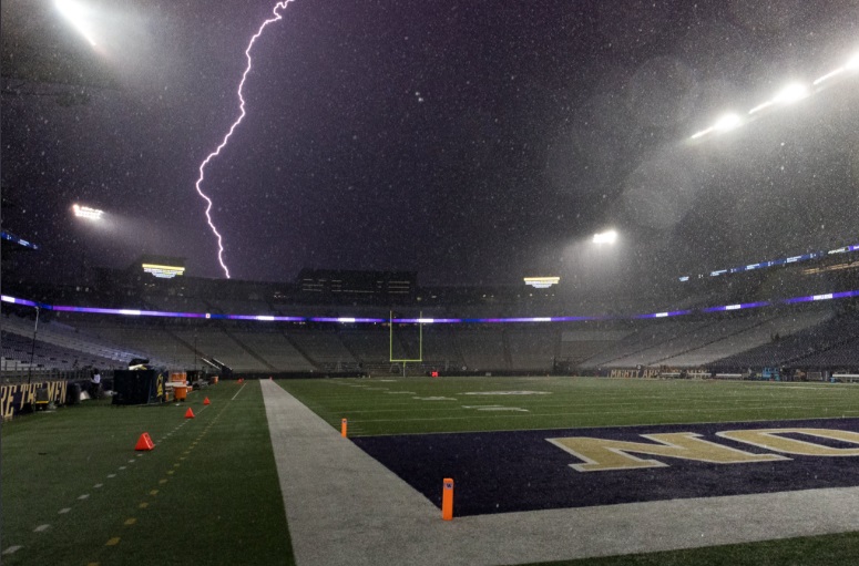 PHOTO Of Lightening Striking Just Outside Washington Huskies Stadium