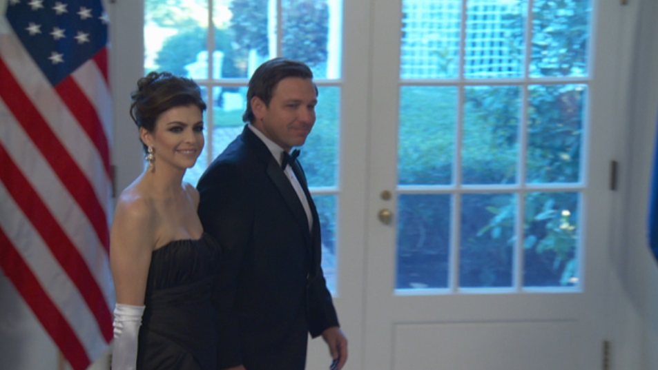 PHOTO Ron DeSantis And His Smoking Wife At State Dinner