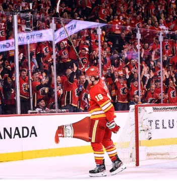 Calgary Flames Player With Ketchup Blooper