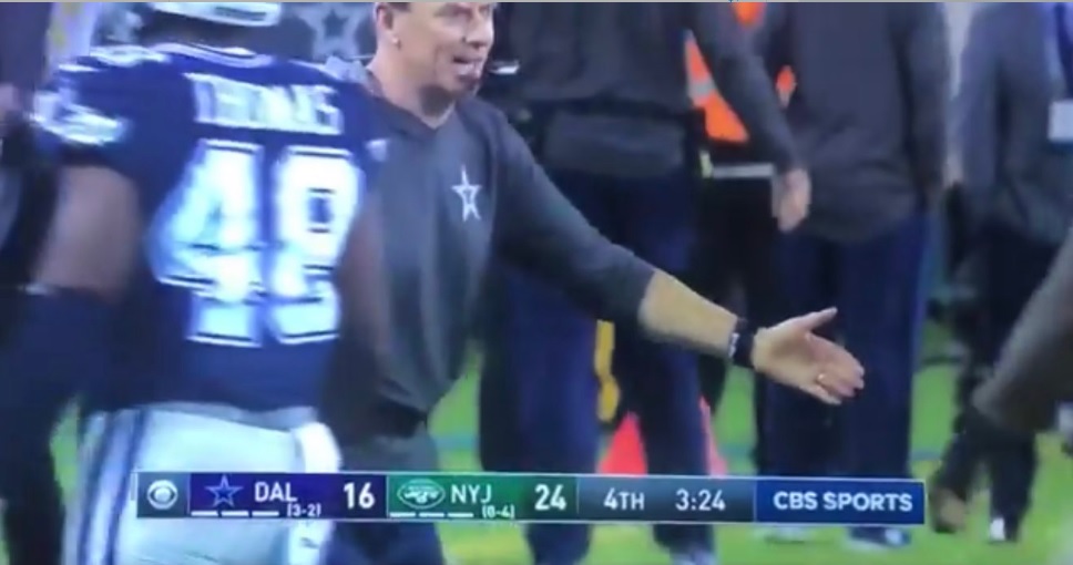 PHOTO Jason Garrett Arguing With Dak Prescott Down 8 In The 4th Quarter