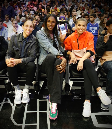 PHOTO Lisa And Diana At Staples Center With Alex Morgan