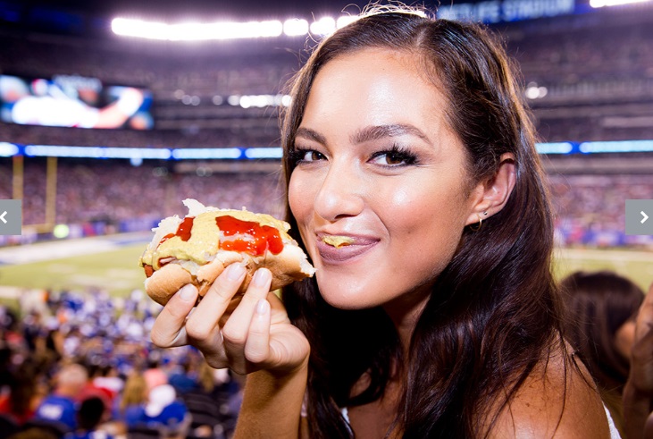 PHOTO SI Model Mia Kang Eating Hot Dog At Football Game With Mustard All Over Her Lips