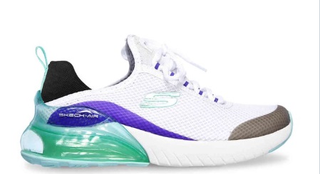 PHOTO Skechers Copied Nike With This Shoe Design