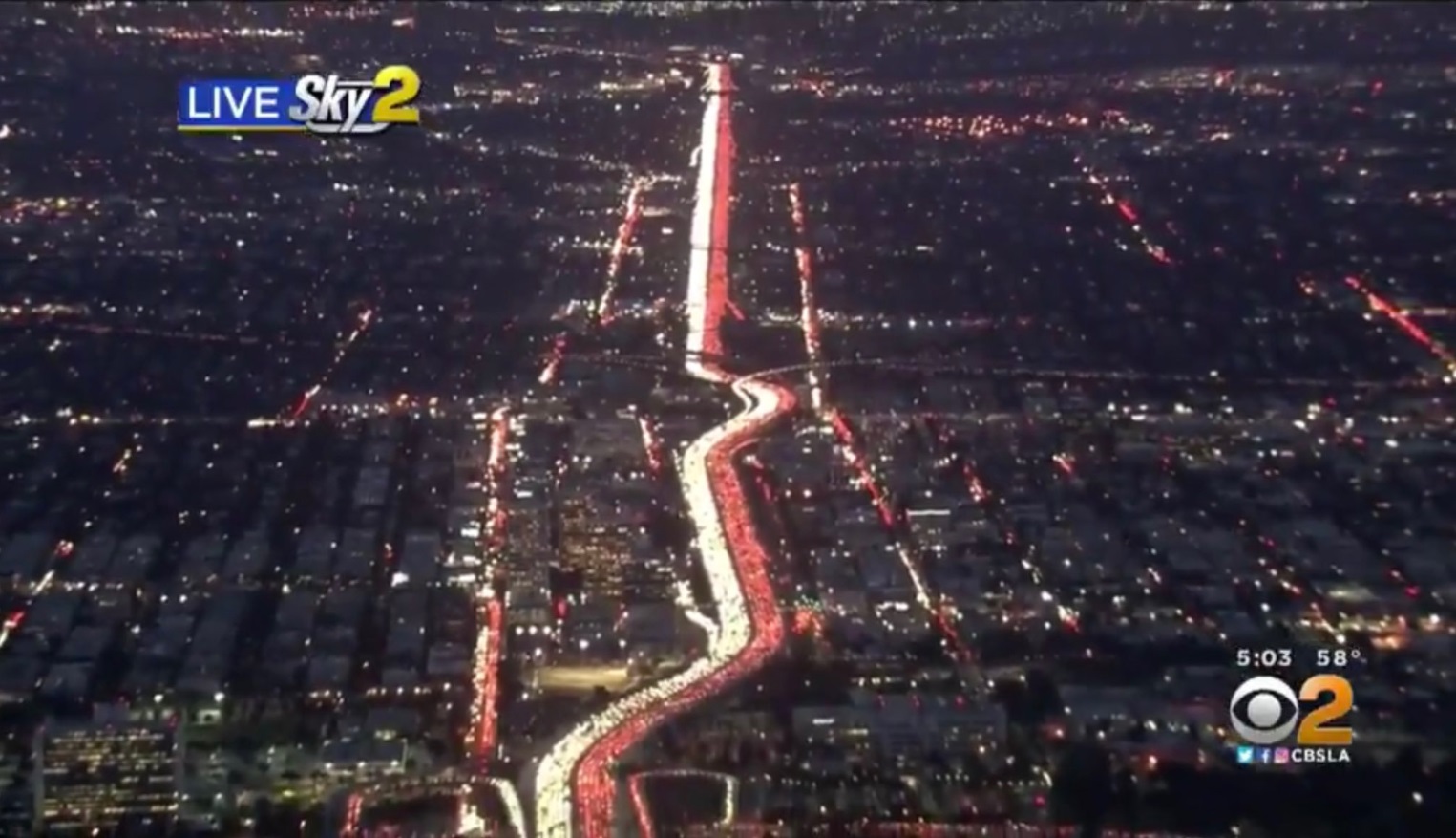 PHOTO CBS 2 LA Catches Endless Gridlock Traffic From 405 As Everyone Leaves For Thanksgiving