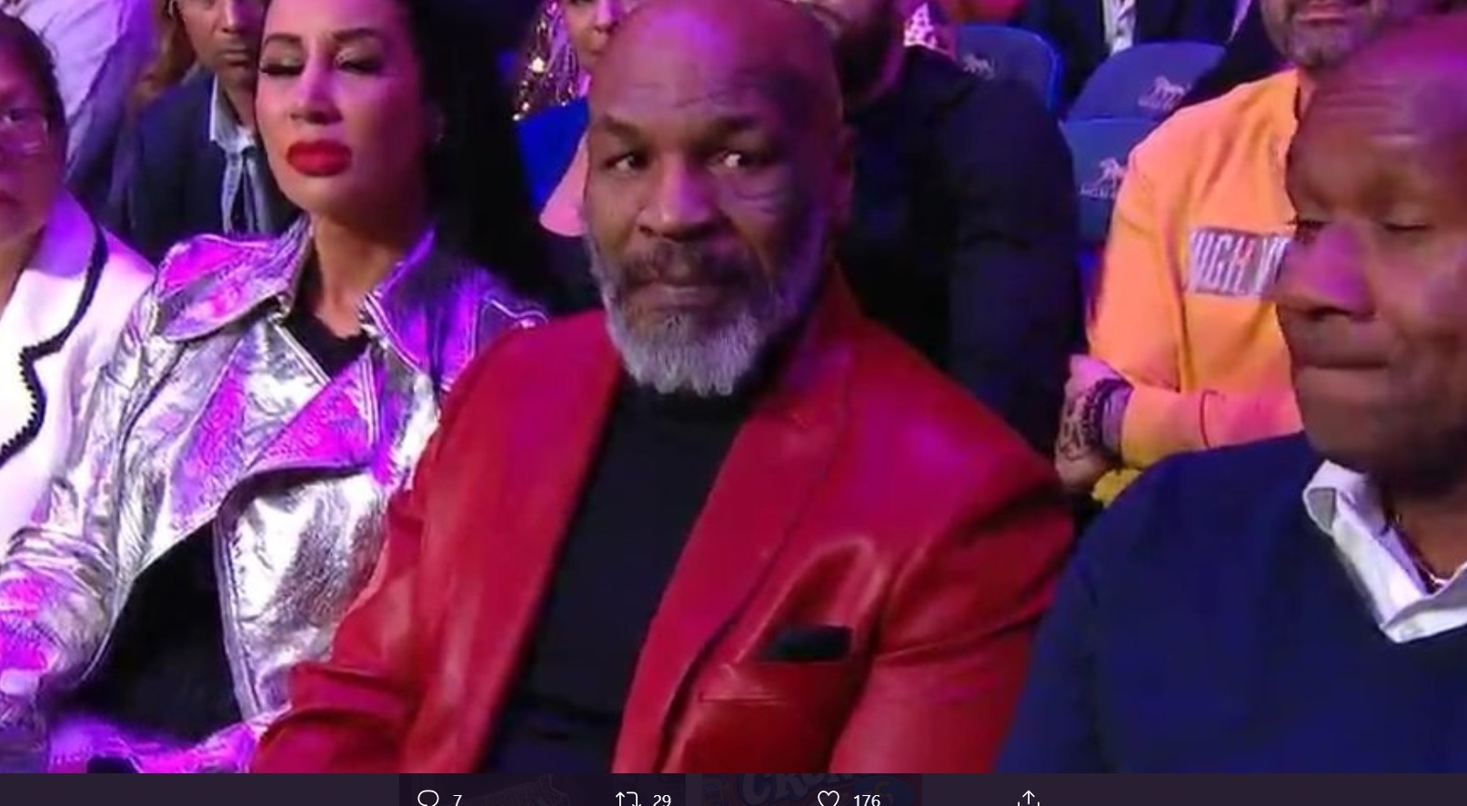 PHOTO Captain Jean-Luc Picard At Wilder Ortiz 2 Fight