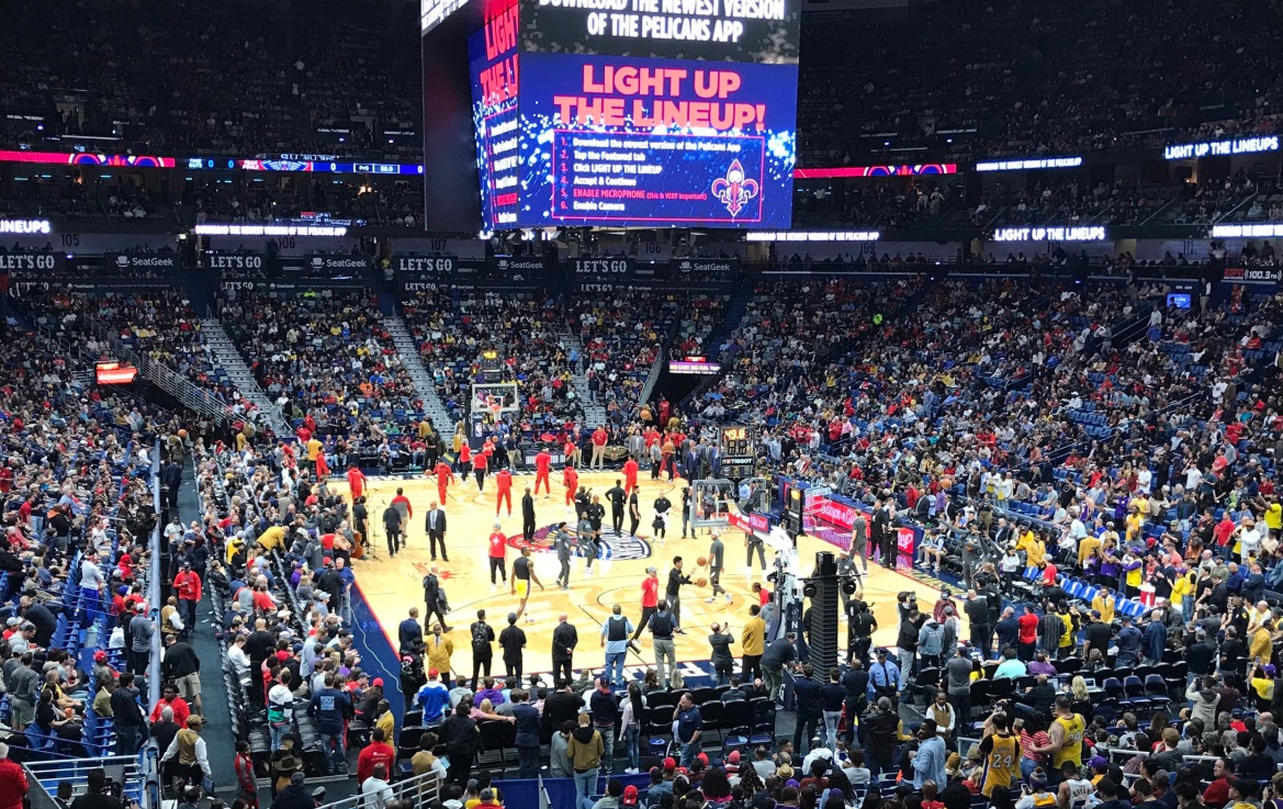 PHOTO Lakers Fans Outnumbering Pelicans Fans At Smoothie King Center In New Orleans Tonight