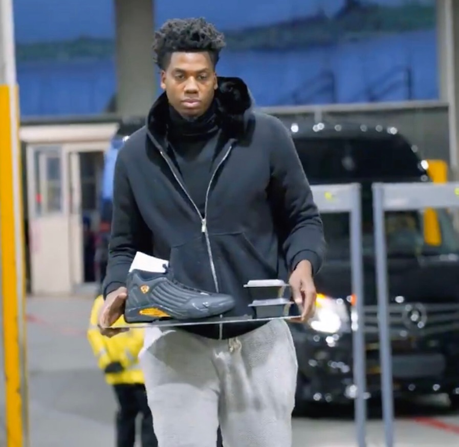 PHOTO Look At Which NBA Player Brought In His Leftovers And Shoes On A Cookie Sheet