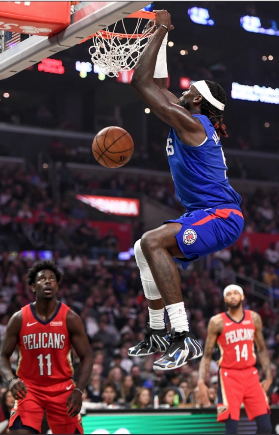 PHOTO Montrezl Harrell Wearing Nike Flightposites