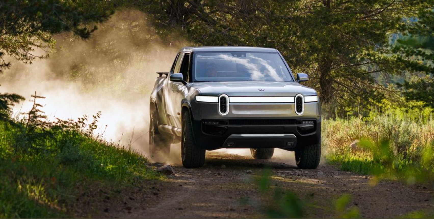 PHOTO Rivian's Quad-Motor Torque Truck Is Going To Compete With Tesla Cybertruck