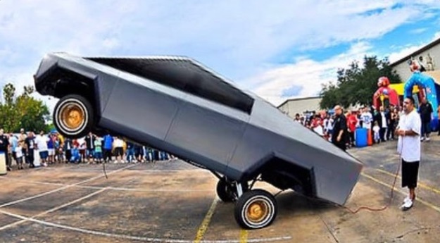 PHOTO Tesla Cybertruck In The Hood With Small Tires