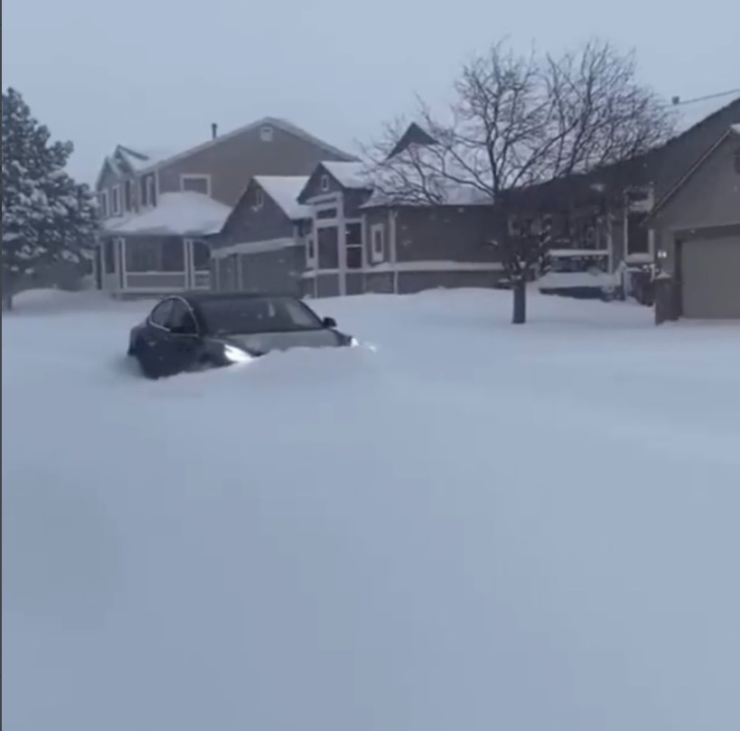 PHOTO Tesla Model S Using Snowplow Mode To Get Out Of 1 Foot Of Snow In Denver