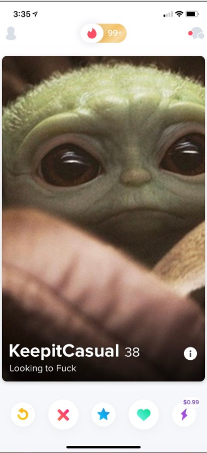 PHOTO 38 Year Old On Tinder Using Baby Yoda Picture Looking For A Casual Relationship