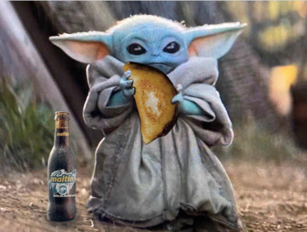 PHOTO Baby Yoda Eating A Chalupa And Root Beer