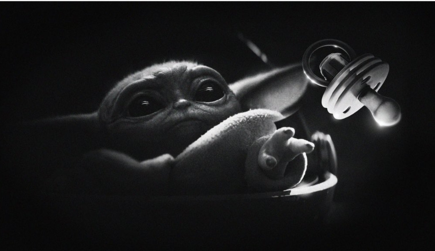 PHOTO Baby Yoda Grabbing Binky