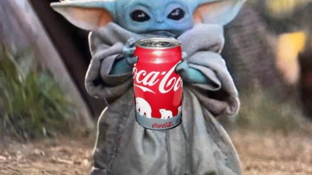 PHOTO Baby Yoda Holding A Can Of Coca Cola