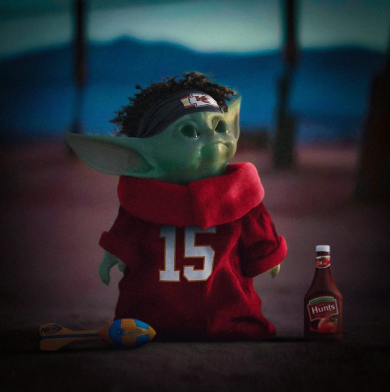 PHOTO Baby Yoda In Patrick Mahomes Headband And Jersey With Hunt's Ketchup