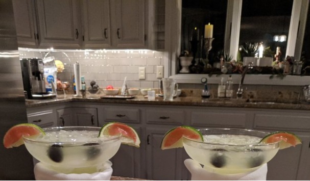 PHOTO Baby Yoda Margaritas In The Kitchen