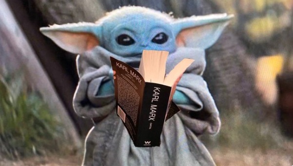 PHOTO Baby Yoda Reading A Karl Marx Book