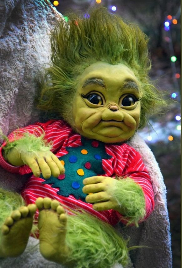 PHOTO Baby Yoda Turned Into The Grinch