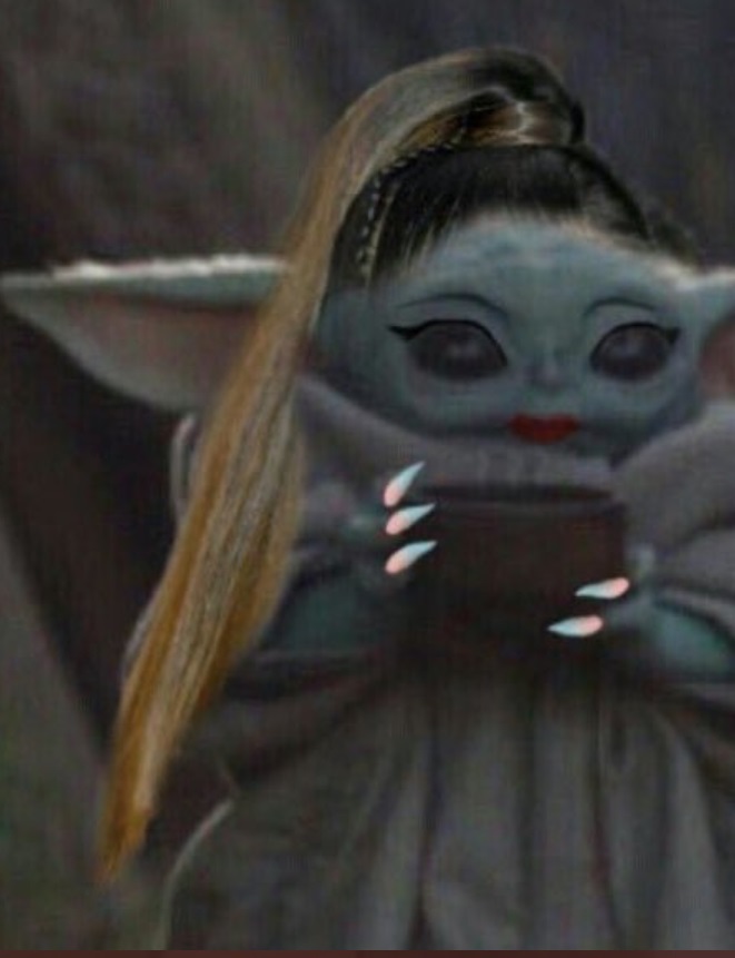 PHOTO Baby Yoda With Ponytail And Lipstick