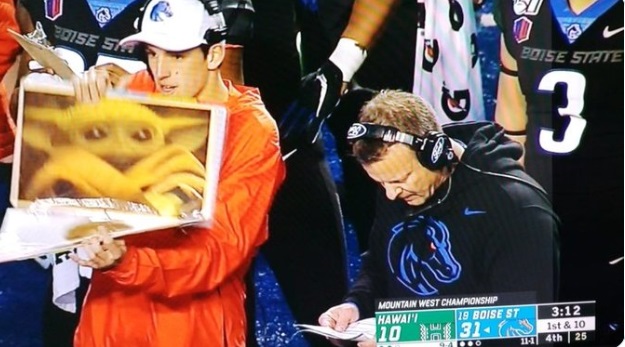 PHOTO Boise State Used A Baby Yoda Play Card In MWC Championship Game