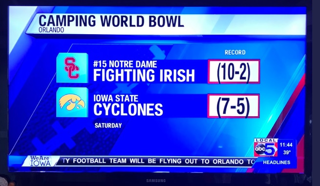 PHOTO Channel 5 News In Iowa Displayed Iowa Logo For Iowa State And USC Logo For Notre Dame