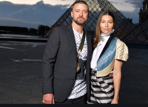 PHOTO Justin Timberlake On Vacation With His Mistress