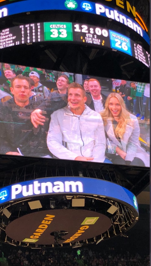 PHOTO Rob Gronkowski's Girlfriend Smiling On Jumbotron