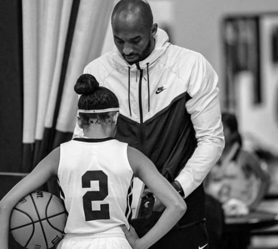 PHOTO Breathtaking Picture Of Kobe Coaching His Daughter