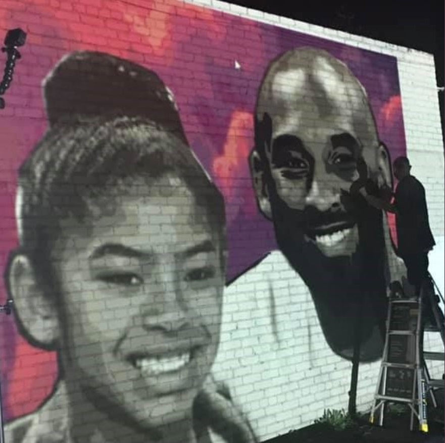 PHOTO Kobe Bryant Mural In Fresno