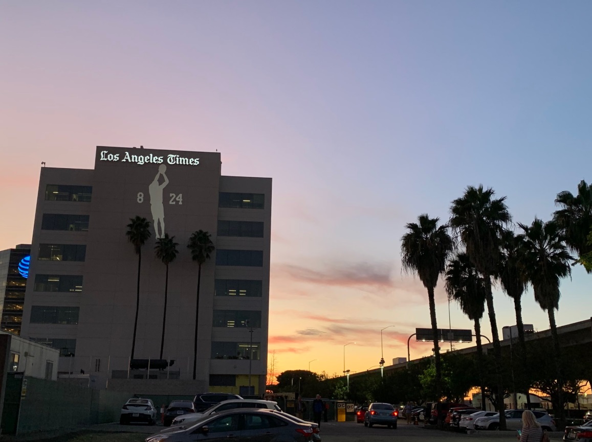 PHOTO Kobe Logo With Numbers 8 And 24 Projected On LA Times Headquarters