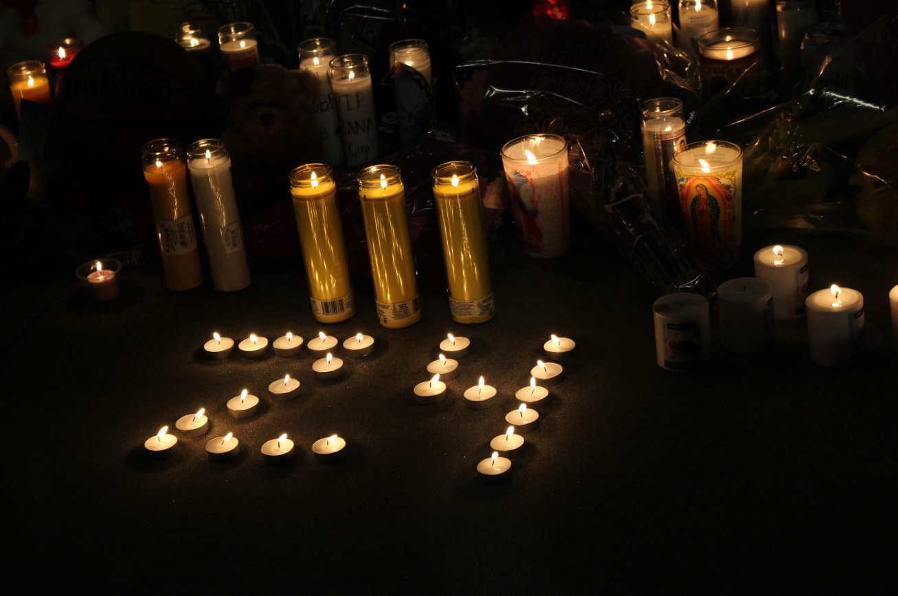 PHOTO Lakers Employees Light Candles To Form The Number 24 Inside The Organization To Honor Kobe Bryant