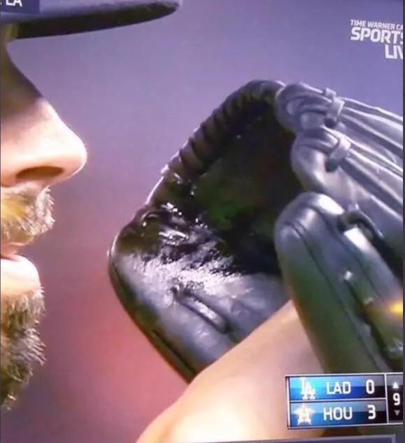 PHOTO Mike Fiers Used Pine Tar For His No-Hitter Vs Dodgers Last Year