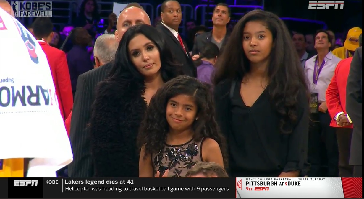 PHOTO Vanessa Bryant Looking At Kobe Like He's Bae