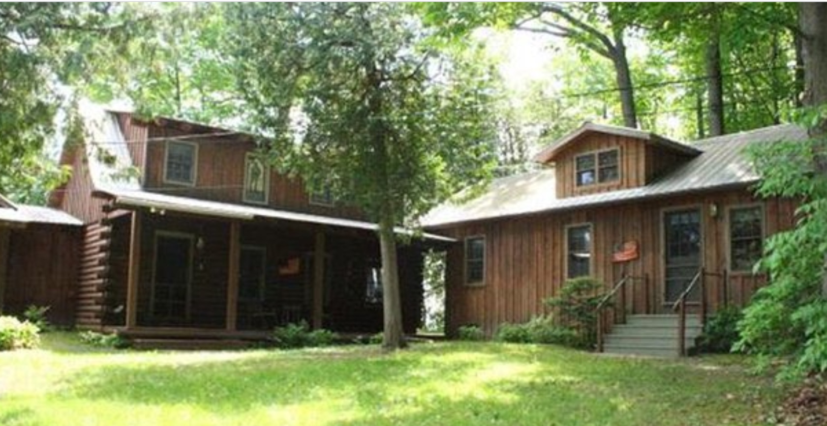 PHOTO Bernie Sanders House In The Woods