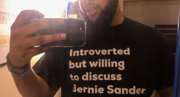 PHOTO Introverted By Willing To Discuss Bernie Sanders T-Shirt