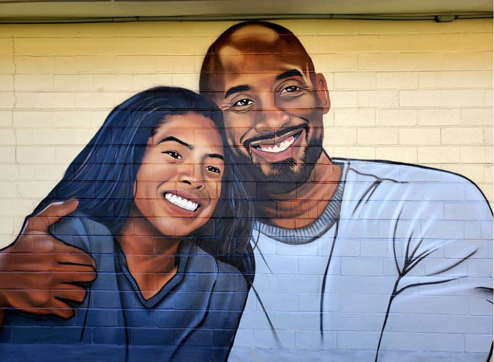PHOTO Kobe Bryant Mural In Universal City