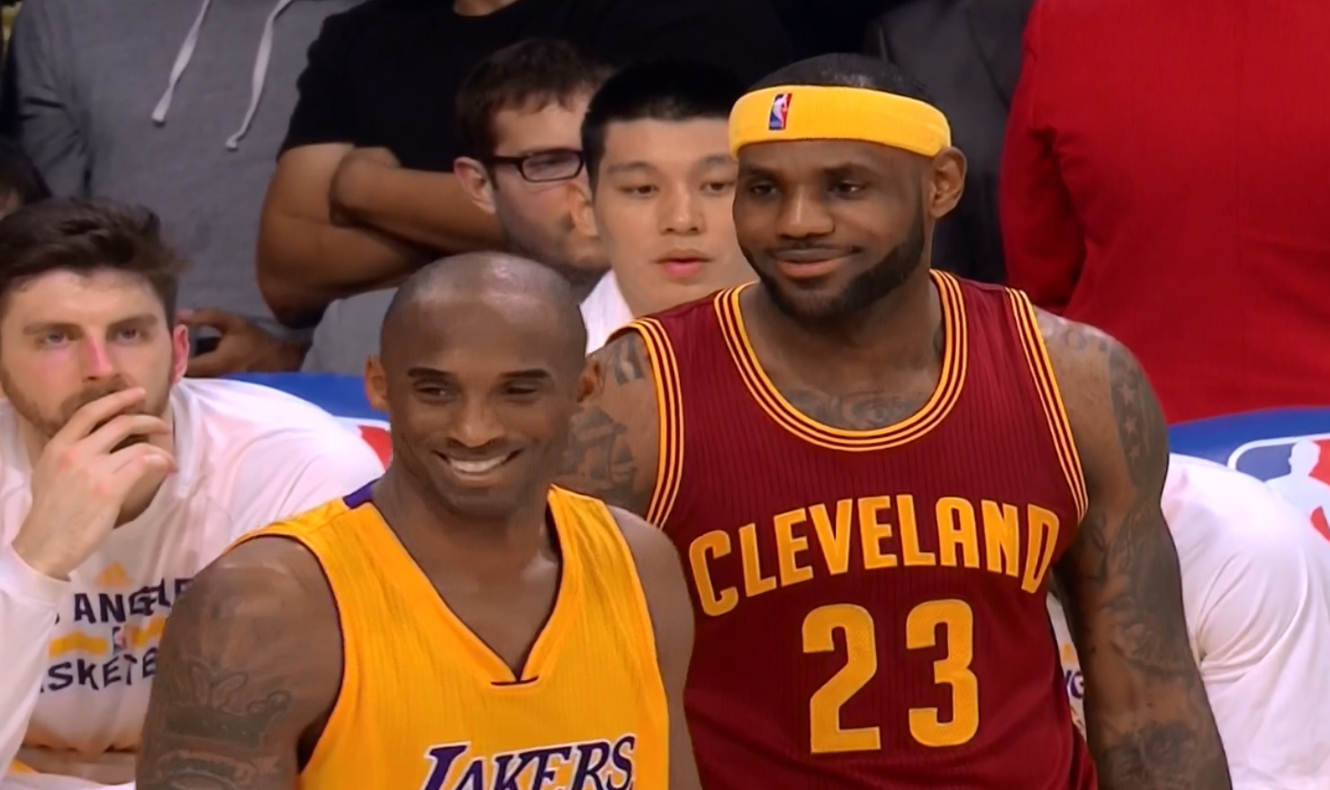 PHOTO Kobe Bryant Smiling With Lebron When LBJ Was In Cleveland